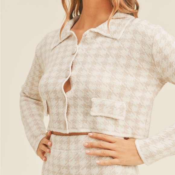 SOLD OUT  Houndstooth Cropped Knit Cardigan and Mini Skirt Set - Picture 6 of 6